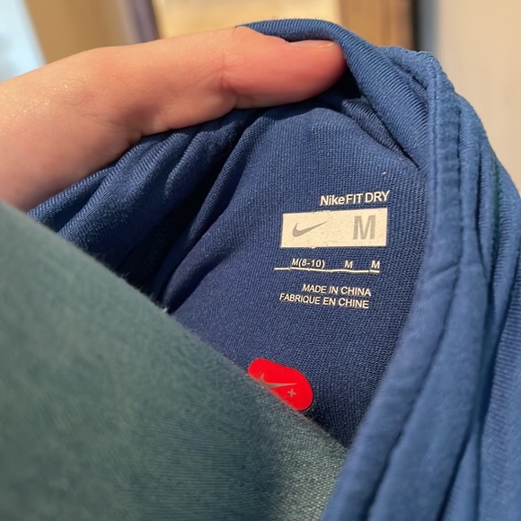 Nike dry fit 3/4 zip pullover long sleeve - Picture 3 of 3